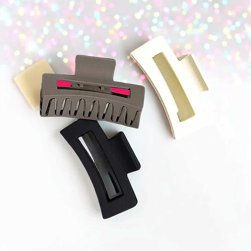 ETTIKA Neutral Hair Claw Set in Ivory, Tan, and Black Brand New With Tags